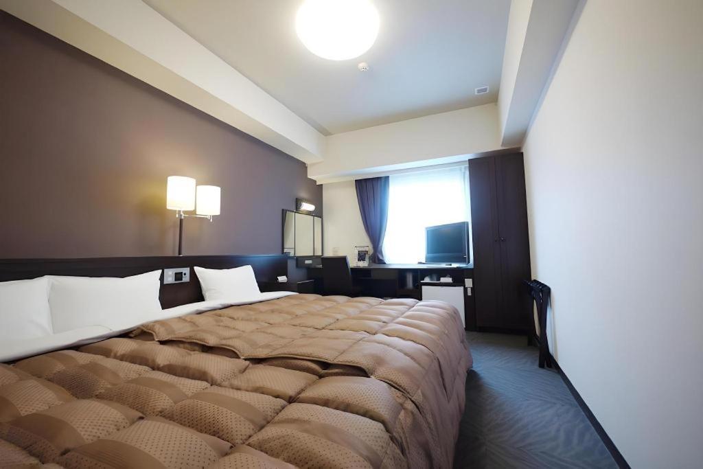 Hotel Route Inn Hirosaki Ekimae Екстериор снимка